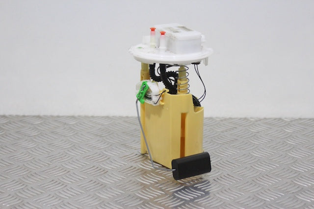 Dacia Duster Fuel Pump 2023–2025