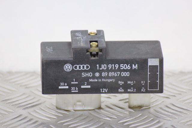 Volkswagen Polo Radiator Fan and Motor Control Unit (2003)