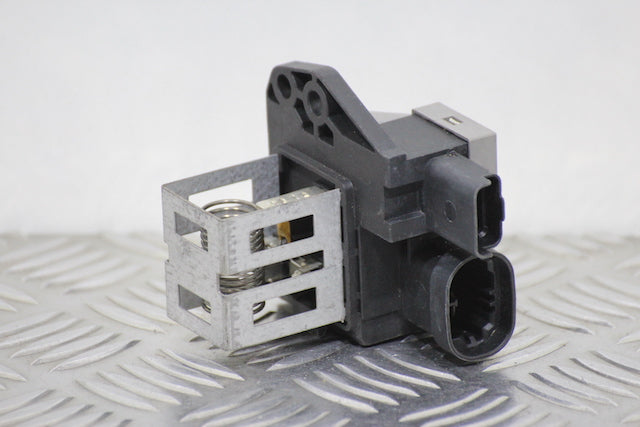 Renault Clio Radiator Fan and Motor Control Unit 