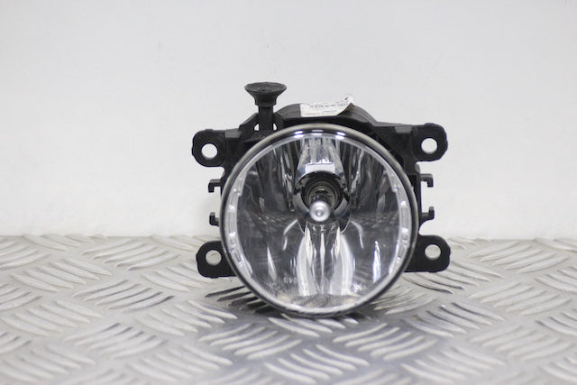 Dacia Duster Fog Lamp Front Passengers Side 2023–2025
