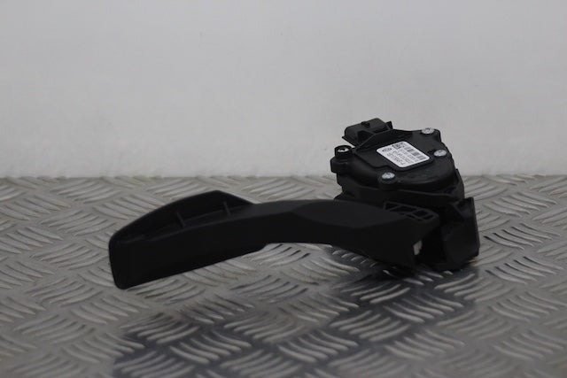 Dacia Duster Accelerator Throttle Pedal 2023–2025