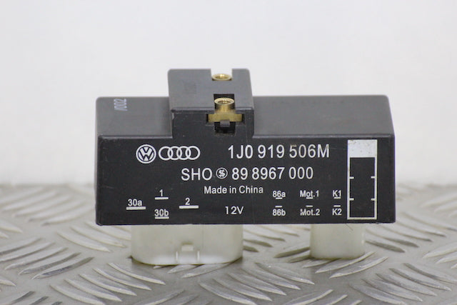 Seat Ibiza Radiator Fan and Motor Control Unit (2010)