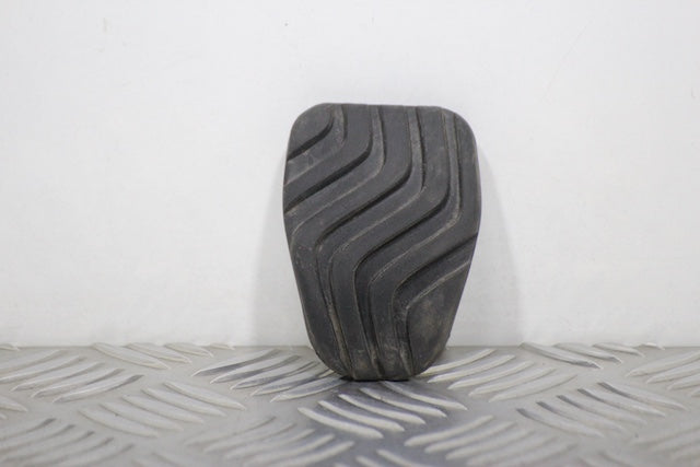 Dacia Duster Clutch Pedal Rubber 2023–2025