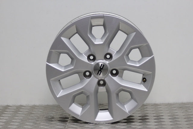 Dacia Duster Wheel Rear Drivers Side 2023–2025