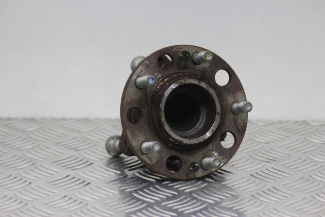 Kia Sportage Hub with Bearing Rear Passengers Side 2021–2026
