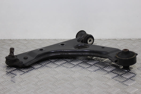 Opel Corsa Wishbone Front Passengers Side (2008) - 1