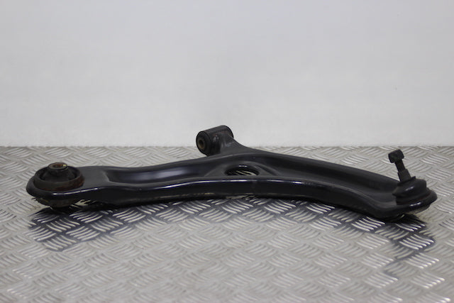 Hyundai i20 Wishbone Front Drivers Side (2009) - Part photo
