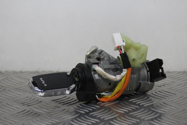 Kia Sportage Ignition Switch with Key (2024)
