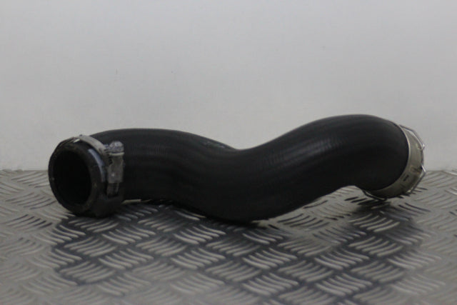 Kia Sportage Air Feed Pipe from Turbo to Intercooler (2024)
