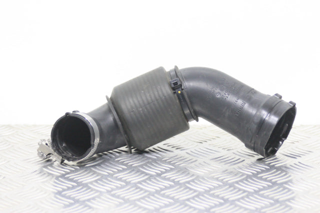 Kia Sportage Air Feed Pipe from Airbox to Turbo (2024)