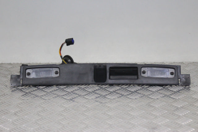 Kia Sportage Number Plate Light Passengers Side (2024)