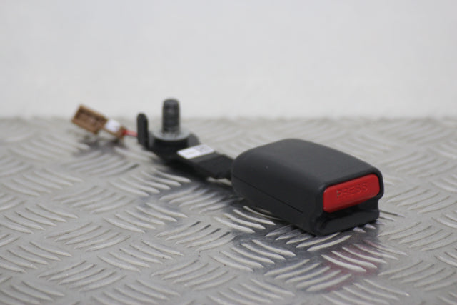 Kia Sportage Seat Belt Buckle Lock Rear Drivers Side 2021–2026