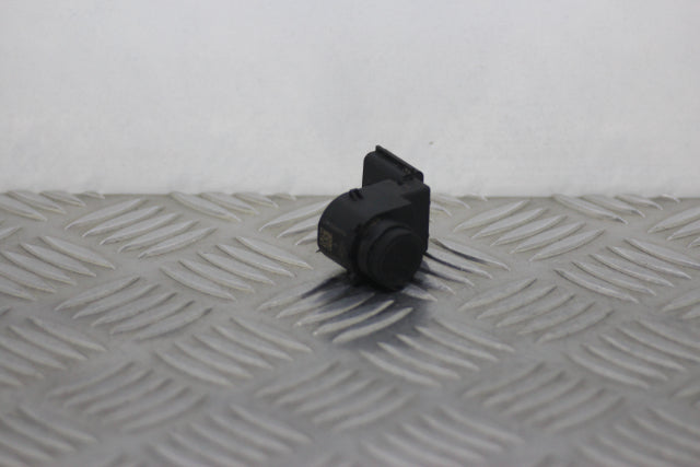 Kia Sportage Parking Sensor Rear Centre Passengers Side 2021–2026