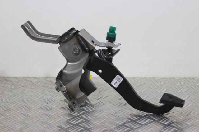 Kia Sportage Brake Pedal (2024)