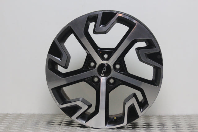 Kia Sportage Wheel Rear Drivers Side 2021–2026