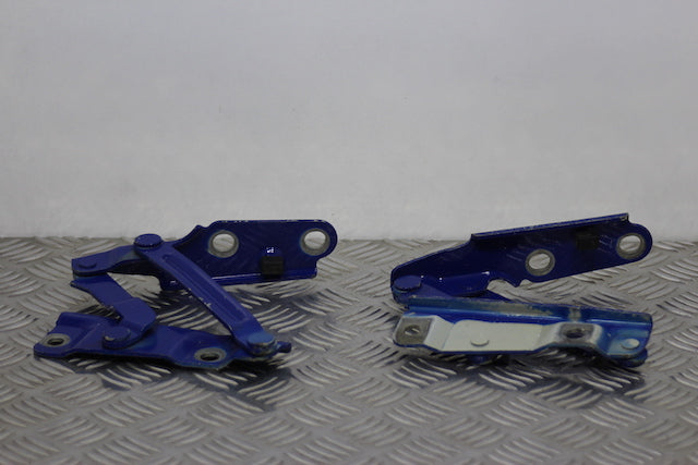 Skoda Fabia Bonnet Hinge x2 (2002)