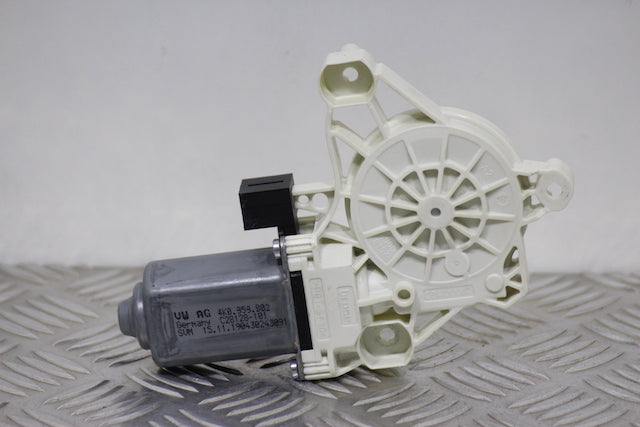 Volkswagen Golf Window Regulator Motor Front Drivers Side 