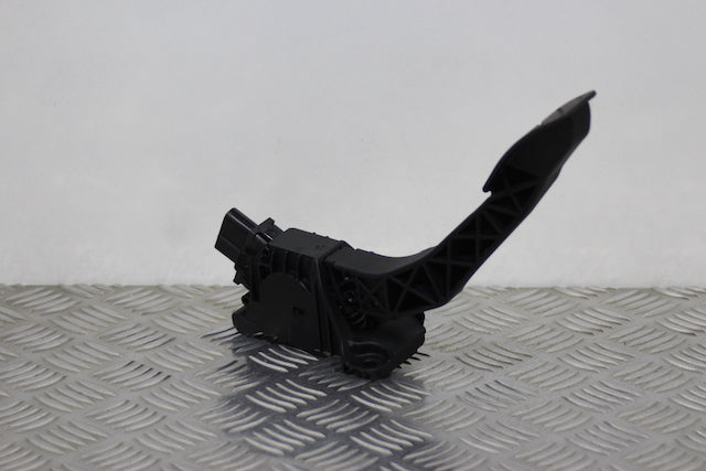 Volkswagen Golf Accelerator Throttle Pedal 