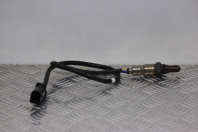 Volkswagen Golf Lambda Exhaust Sensor Upper 