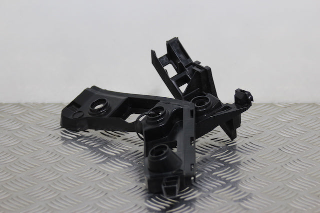 Volkswagen Golf Bumper Support Bracket Drivers Side 
