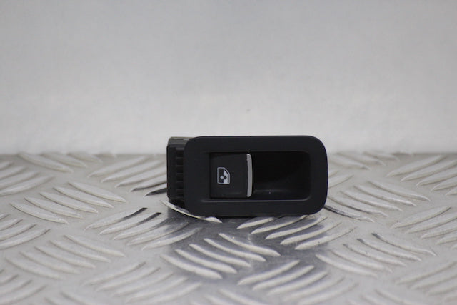Volkswagen Golf Window Switch Front Passengers Side 