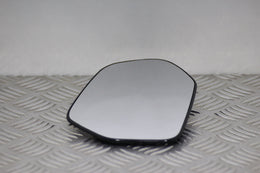 Toyota Corolla Door Mirror Glass Passengers Side 
