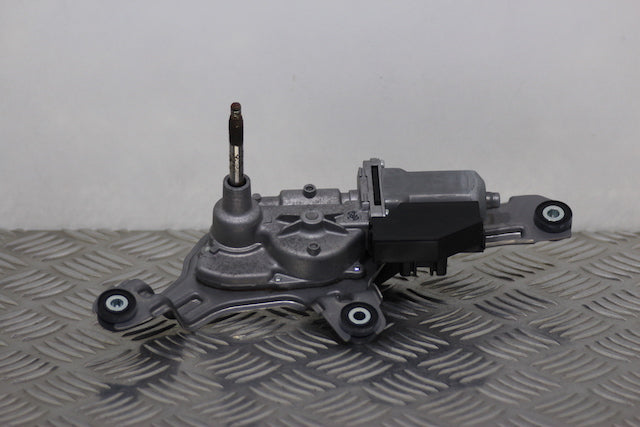 Toyota Corolla Wiper Motor Rear (2019) genuine OEM used part - CarBreakers.ie