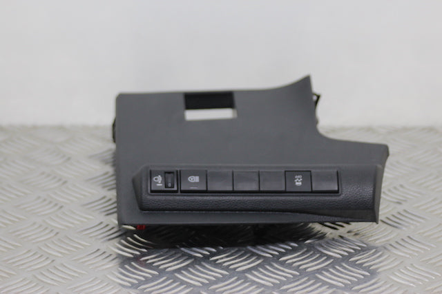 Toyota Corolla Headlamp Height Adjuster (2019)