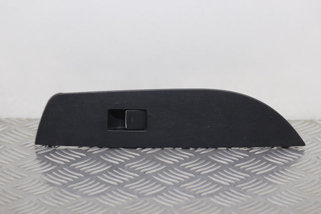 Toyota Corolla Window Switch Front Passengers Side 