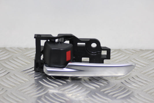 Toyota Corolla Door Handle Inner Front Passengers Side 