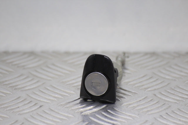 Toyota Corolla Door Lock Barrel without Key Front Drivers Side 