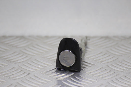 Toyota Corolla Door Lock Barrel without Key Front Drivers Side 