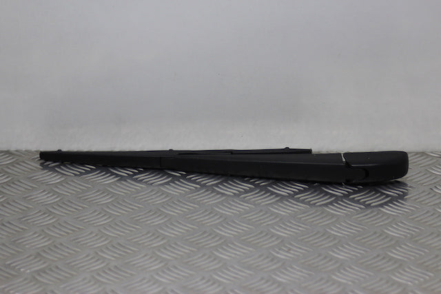 Toyota Corolla Wiper Arm Rear 