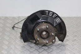 Toyota Corolla Stub Axle with Hub and Bearing Front Passengers Side 