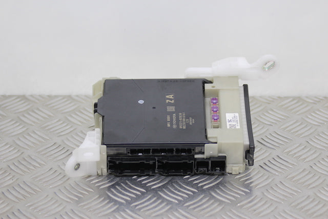 Toyota Corolla Body Control Module BCM 