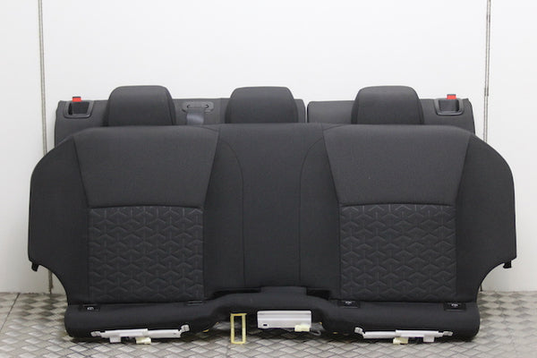 Toyota Corolla Seats Rear (2019) - 1