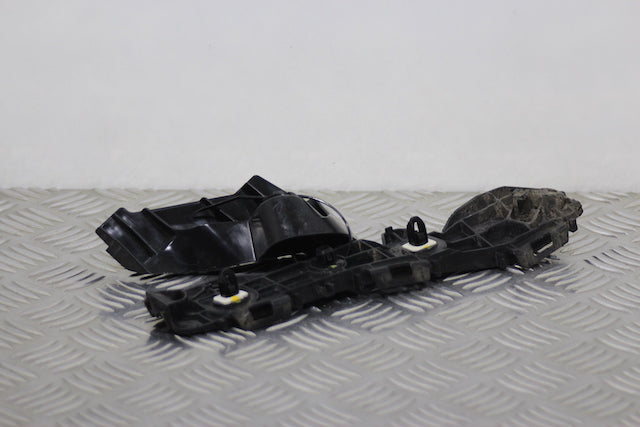 Toyota Corolla Bumper Support Bracket Drivers Side 