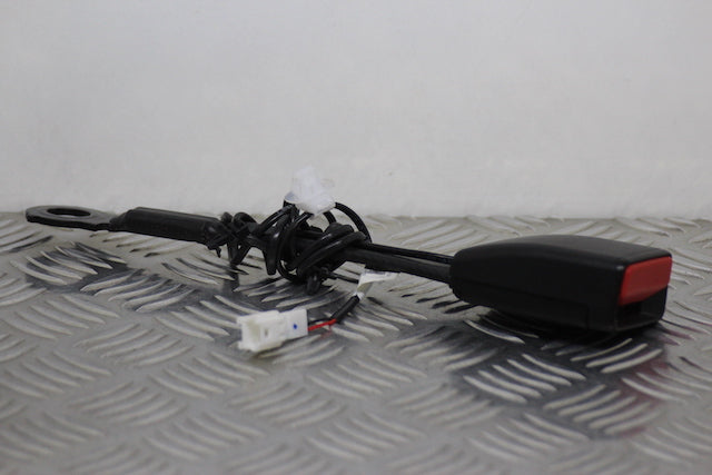 Nissan Micra Seat Belt Buckle Lock Front Drivers Side 