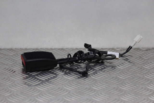 Nissan Micra Seat Belt Buckle Lock Front Passengers Side 