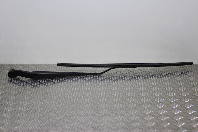 Nissan Micra Wiper Front Drivers Side 
