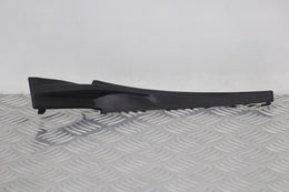 Nissan Micra Windscreen Moulding R 