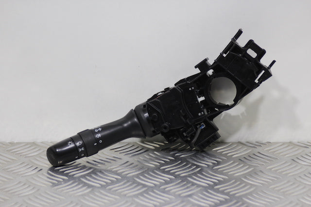 Toyota Yaris Column Switch Lights and Indicator (2013)