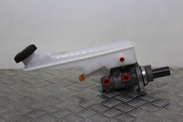Kia Ceed Brake Master Cylinder 