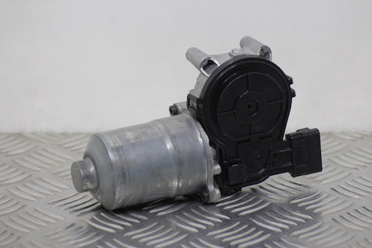 Kia Ceed Wiper Motor Front 