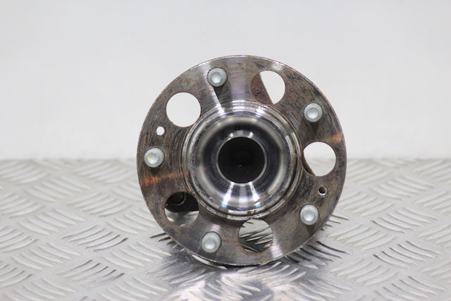 Kia Ceed Hub with Bearing Rear Passengers Side 