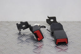 Kia Ceed Seat Belt Buckle Lock Centre Rear 