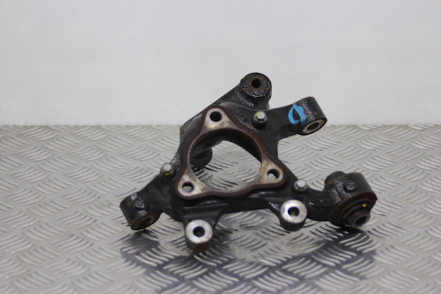 Kia Ceed Stub Axle Rear Drivers Side 