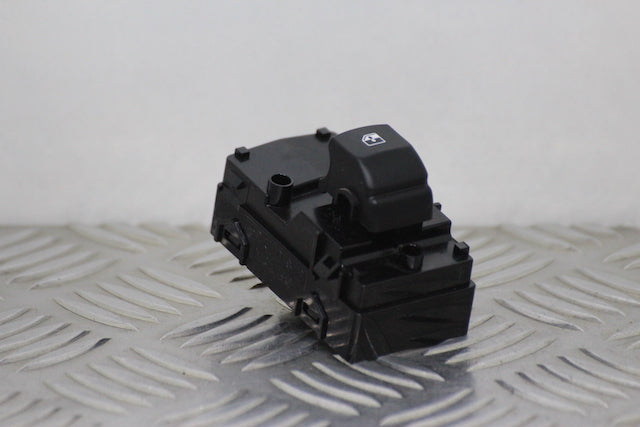 Kia Ceed Window Switch Front Passengers Side 