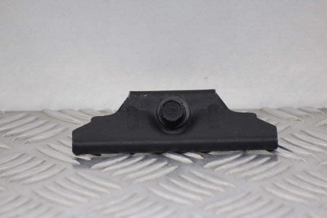 Kia Ceed Battery Clamp 