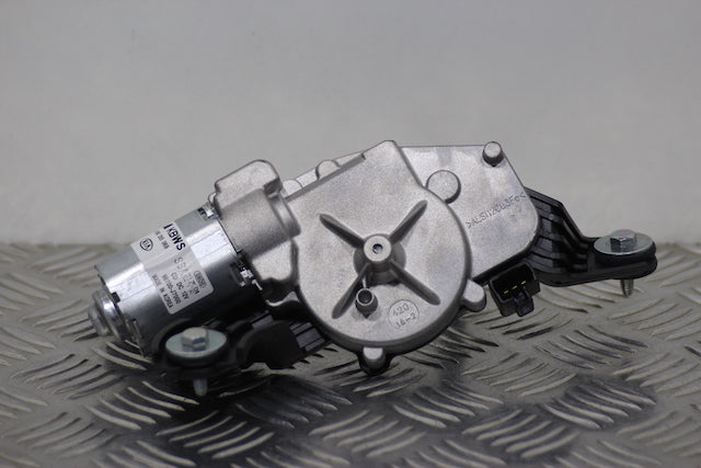 Kia Ceed Wiper Motor Rear (2023) genuine OEM used part - CarBreakers.ie